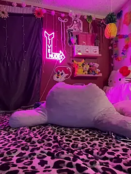TranSexualJade95's room