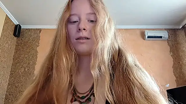 KateVibe_01 webcam