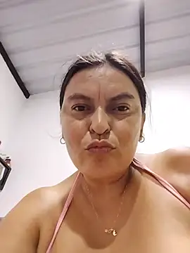 Horny-Mommy-Dirty webcam