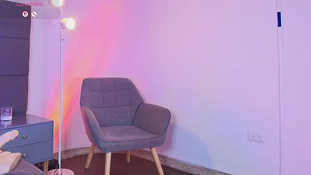 Lana_Presscot webcam