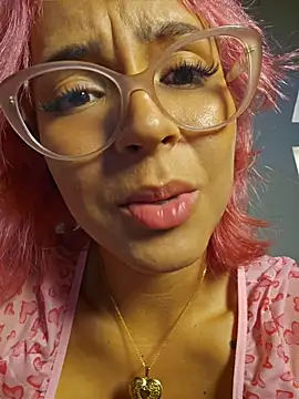 Kitty_San_xXx webcam