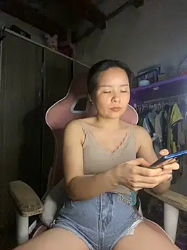 Ivy_Trix2 webcam