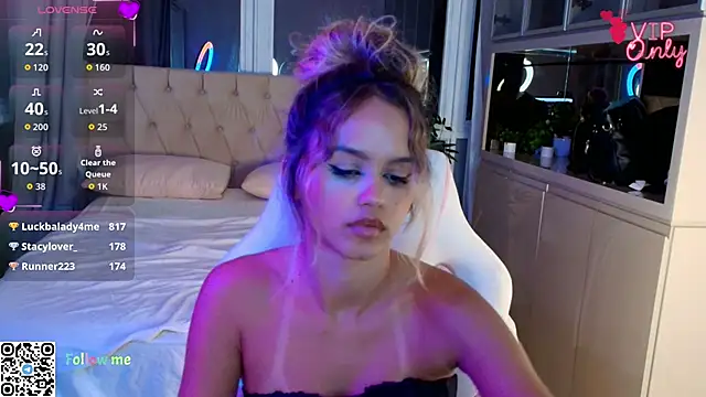 Stacy_Tyler webcam