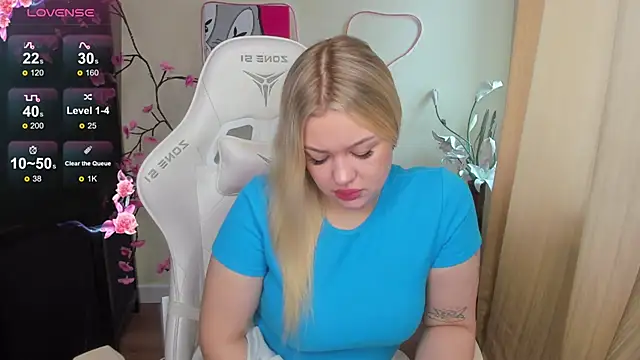 AmeliePeach webcam