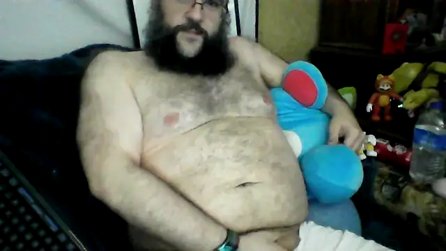 BriTheTopBear webcam