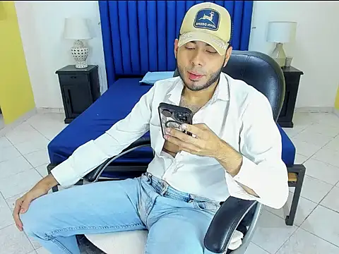 Paul_Douglas webcam