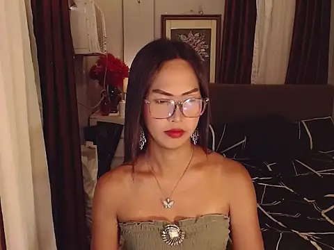 Nathalieheartt webcam