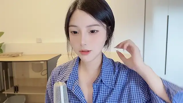 holo_love webcam