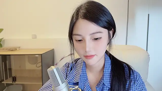 holo_love webcam