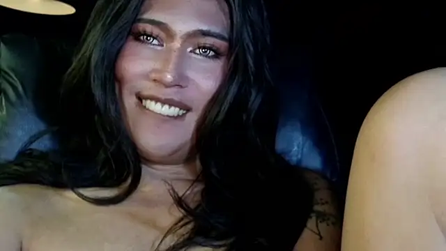 prettybushy webcam