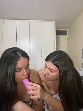Venusduoxx webcam