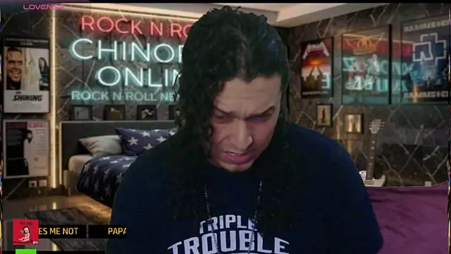 chino_roz live cam
