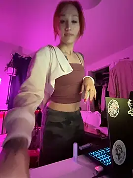 ThornsandHoney webcam