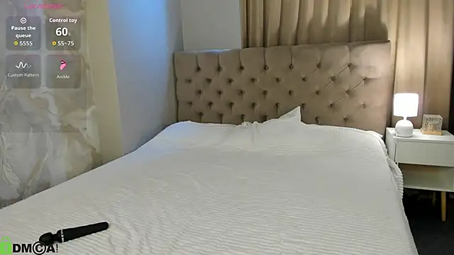Aria_Mila webcam