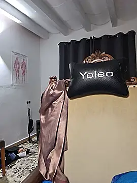 kylie_blck webcam