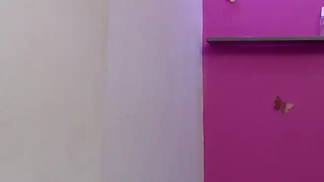 skinnybarbie022 webcam