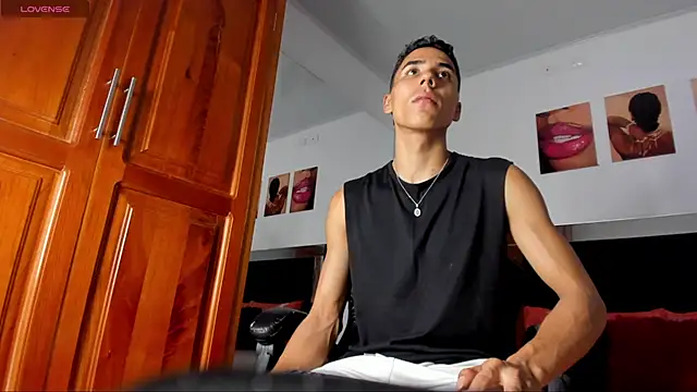 ThiagoSexy005 webcam