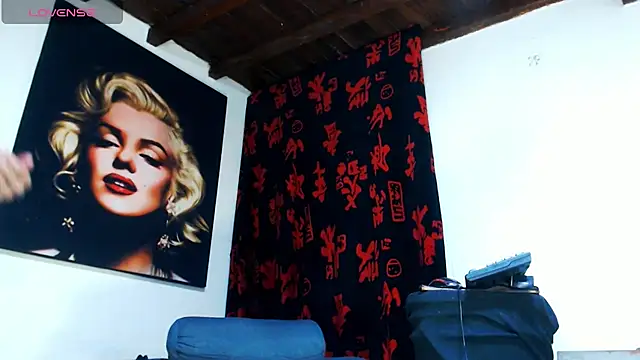 licy_blonde_hot webcam