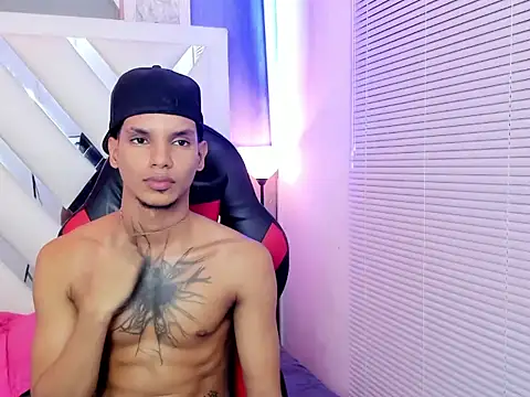 kai_storm77 webcam
