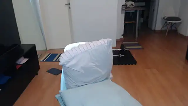 guachin_hunk - Guachin_hunk's free webcam - UK Sex Cams