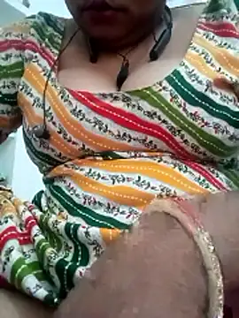 Menka_cut34 webcam