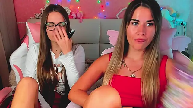 hotty_girls_here webcam
