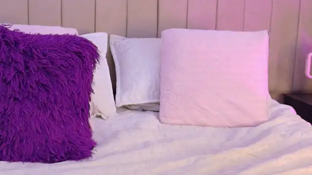bunny_nicolle webcam