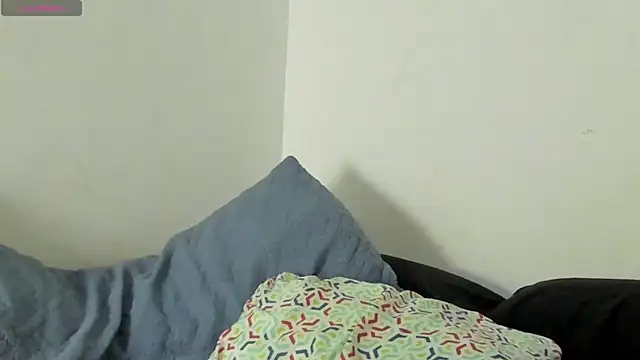 Elagrace_ webcam