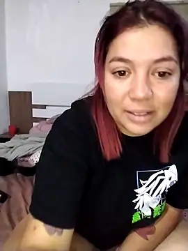 Emely_lovee_ webcam