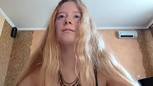 KateVibe_01 webcam