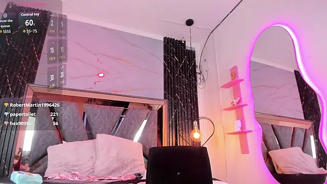 Miia_Deluxe webcam