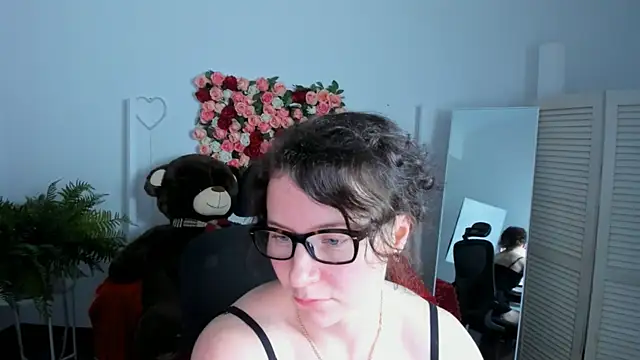 AureliaGleam webcam