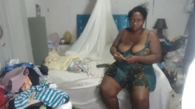 rachelexoticgirl webcam