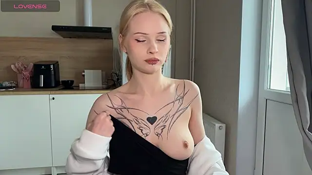 lisa_barbie webcam