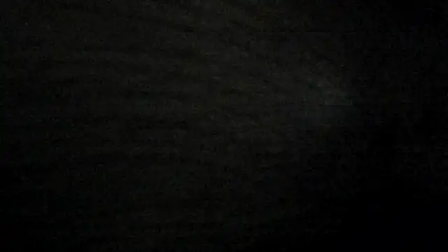 classy_medea webcam