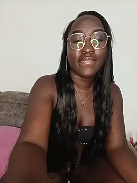KaleaEbony webcam