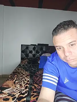 Aurora_levi webcam