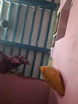 cute_riya_11 webcam