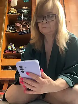 Irina2909@xh webcam