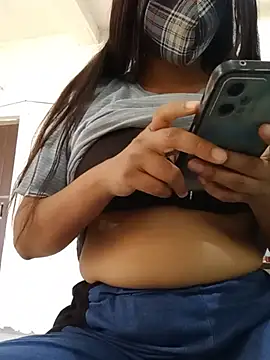 Ipsita-bold webcam
