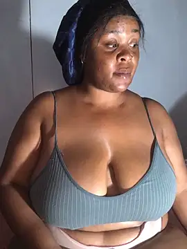 KINKYBOOTI22 webcam