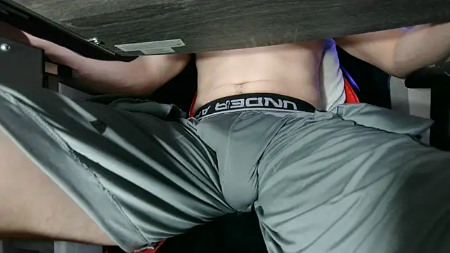 Dick_and_muscles webcam
