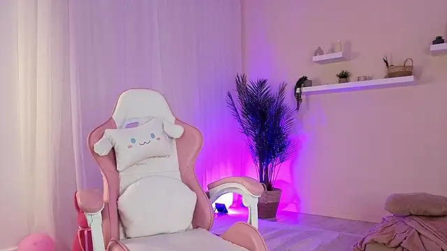 BetsyGonzale webcam