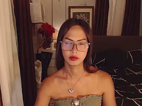 Nathalieheartt webcam