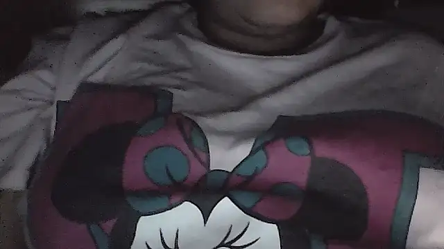 Hilarybunnyy webcam