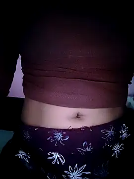 cute_riya_11 webcam