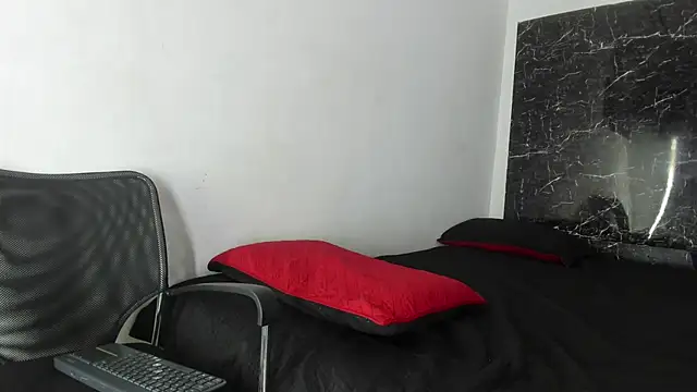 Adrian_Wolf webcam