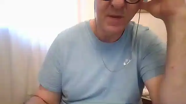 ANONIMO7735 webcam
