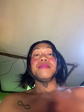 ASIANMISTRESSSS's room