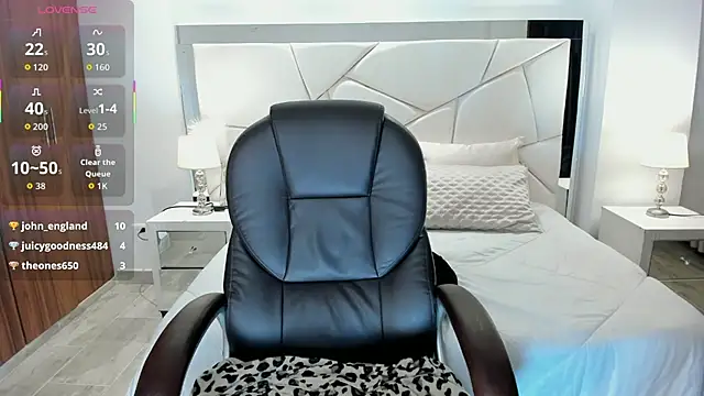 Natasha_Kiim_ webcam